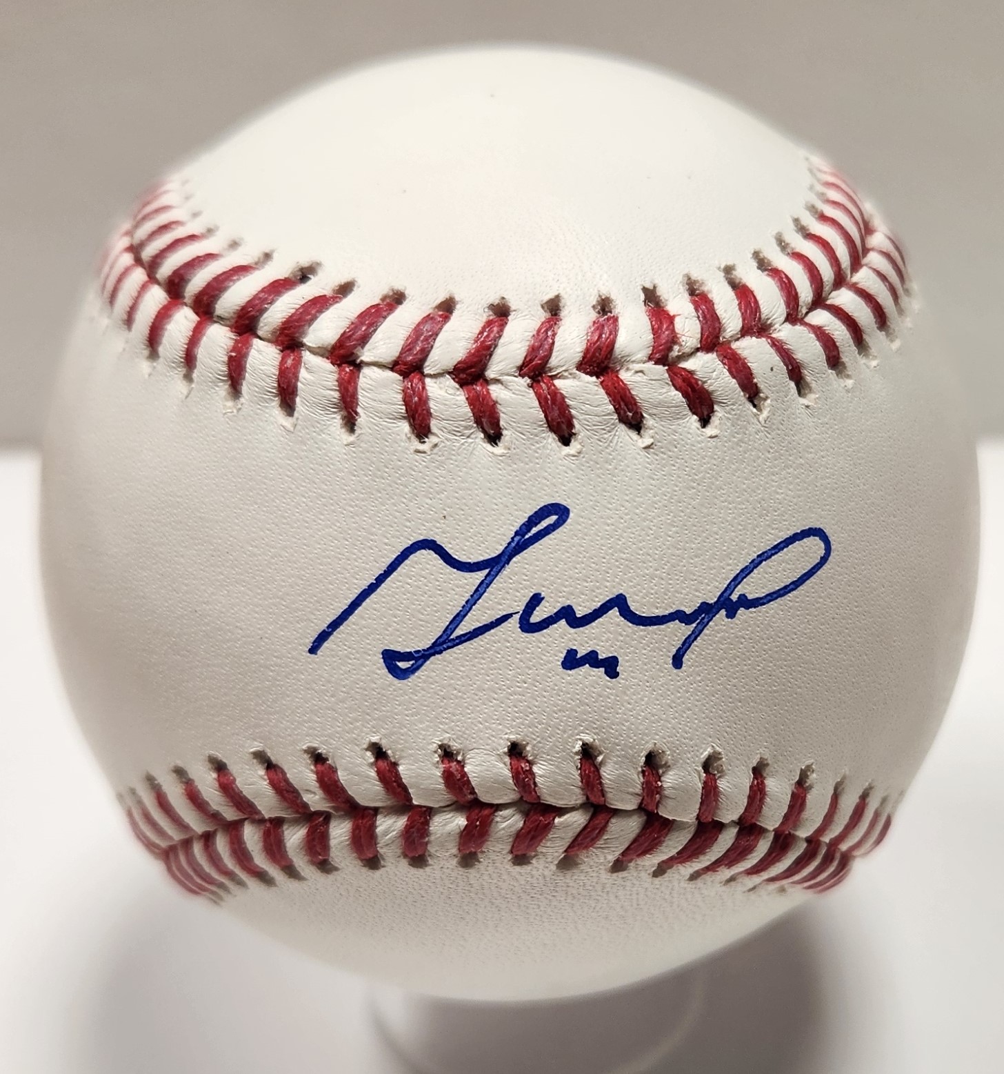 JOSE ALTUVE SIGNED OFFICIAL MLB BASEBALL - ASTROS - BAS