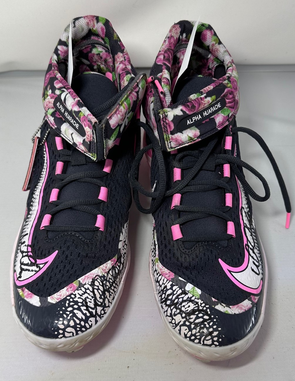 WILLIAM CONTRERAS SIGNED BREWERS NIKE MOTHERS DAY GAME USED CLEATS #11 - JSA