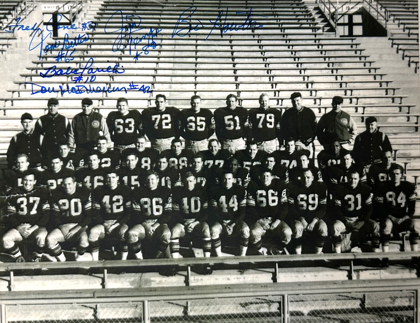 GB PACKERS 1957 LOMBARDI ERA TEAM SIGNED 8X10 PHOTO W/ 6 PLAYERS