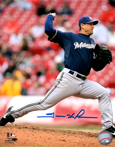 TREVOR HOFFMAN SIGNED 8X10 BREWERS PHOTO #2