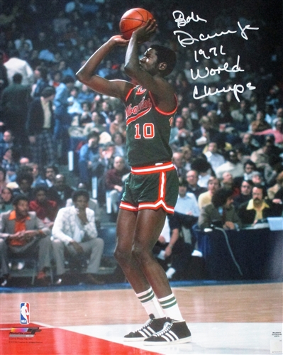 BOBBY DANDRIDGE SIGNED 16X20 BUCKS PHOTO #6