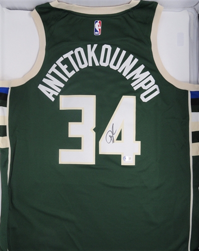 GIANNIS ANTETOKOUNMPO SIGNED NIKE SWINGMAN GREEN JERSEY - BAS