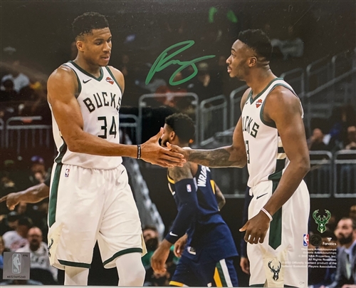 THANASIS ANTETOKOUNMPO SIGNED 8X10 BUCKS PHOTO #7