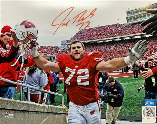 JOE THOMAS SIGNED WI BADGERS 8X10 PHOTO #5