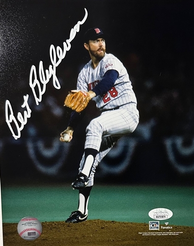 BERT BLYLEVEN SIGNED 8X10 TWINS PHOTO #1