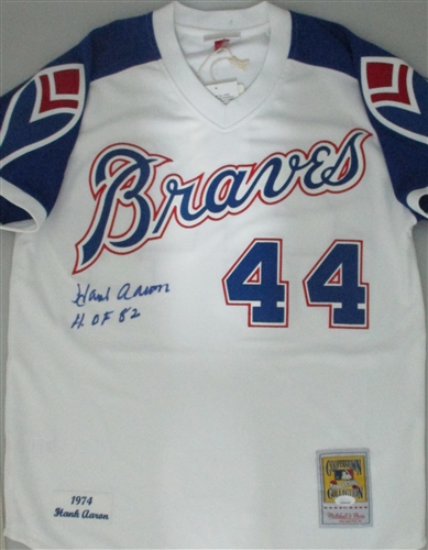 HENRY HANK AARON SIGNED 1974 MITCHELL & NESS ATLANTA BRAVES JERSEY W/ HOF