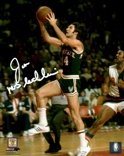 JON McGLOCKLIN SIGNED 8X10 BUCKS PHOTO #4