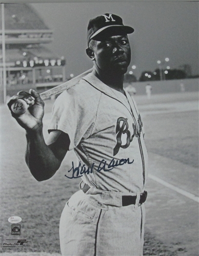 HANK AARON SIGNED 16X20 MILW BRAVES STRETCHED CANVAS #9 - JSA